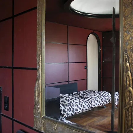 Spacious And Atypical Nest View Of Monuments Apartment *
